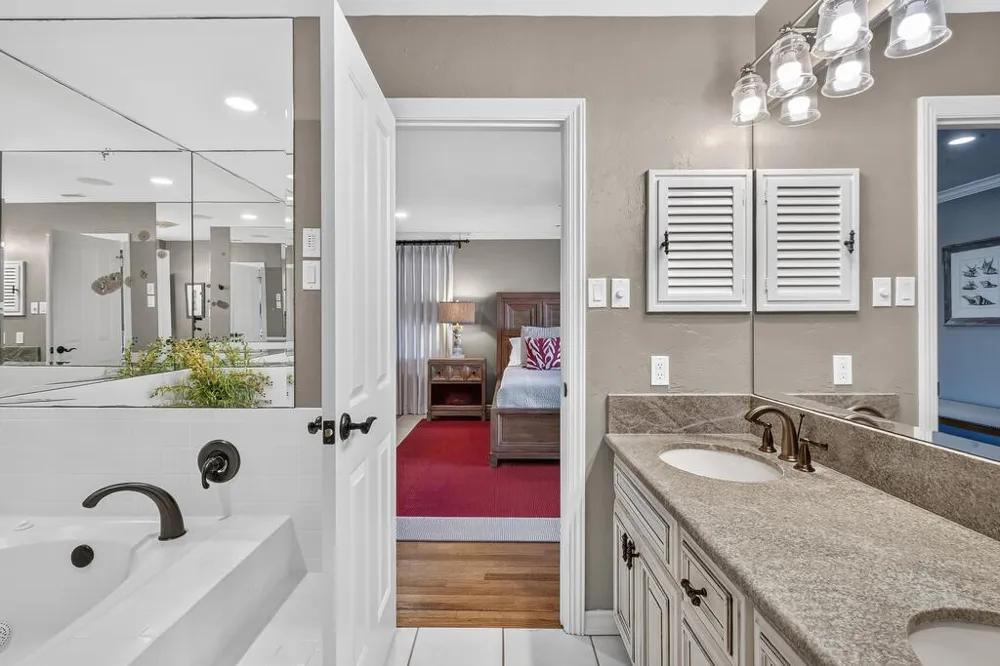 2 Spoonbill Rockport, TX 78382