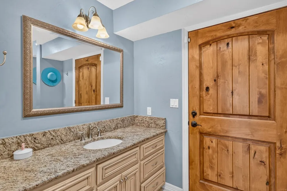 2 Spoonbill Rockport, TX 78382