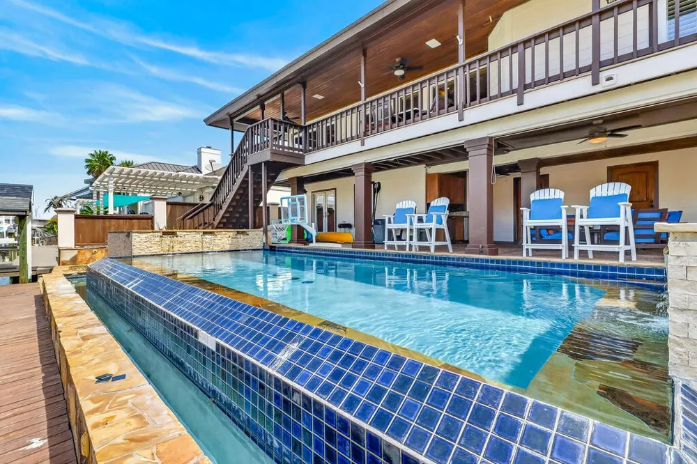 2 Spoonbill Rockport, TX 78382