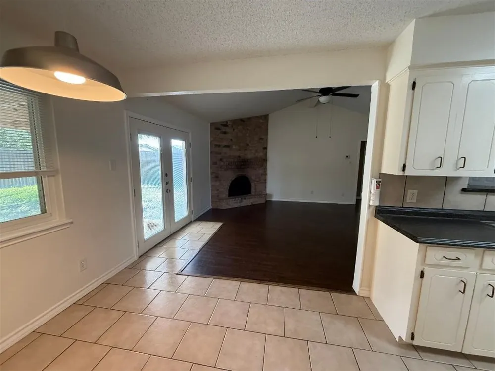 2204 Matagorda Drive Portland, TX 78374