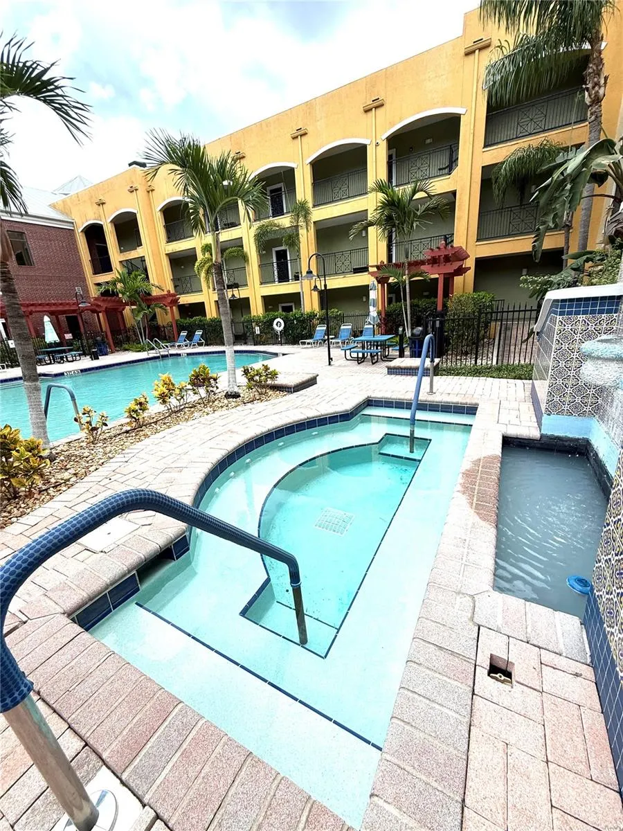 1810 E PALM AVENUE #5119 Tampa, FL 33605