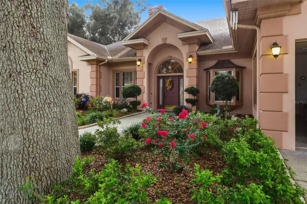 5649 BEECH STREET Zephyrhills, FL 33542