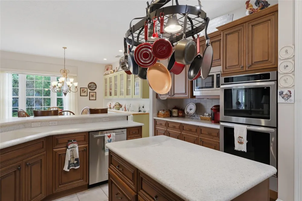 5649 BEECH STREET Zephyrhills, FL 33542