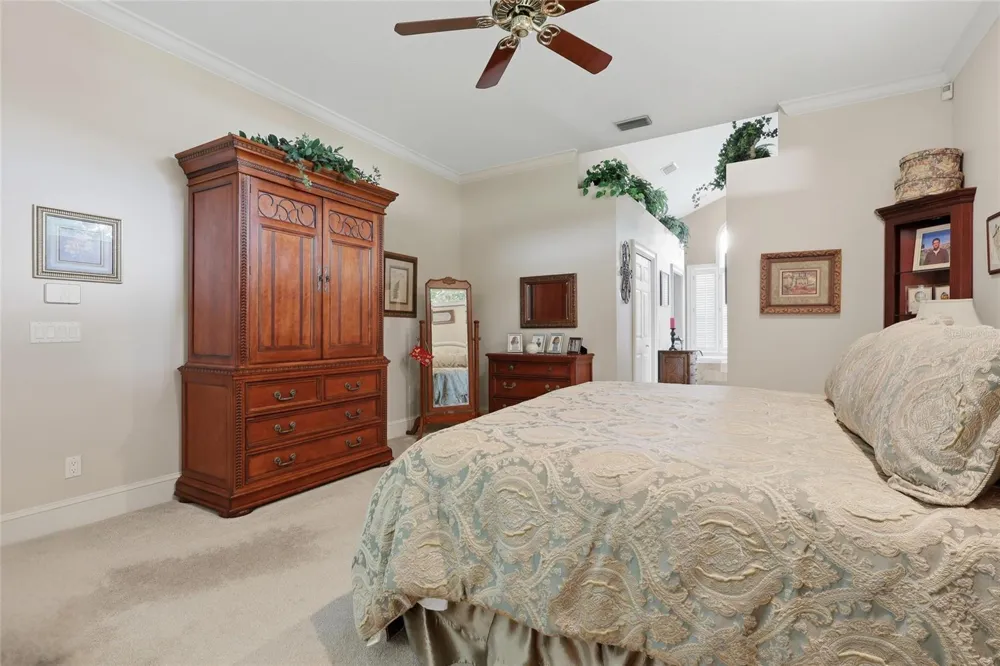5649 BEECH STREET Zephyrhills, FL 33542