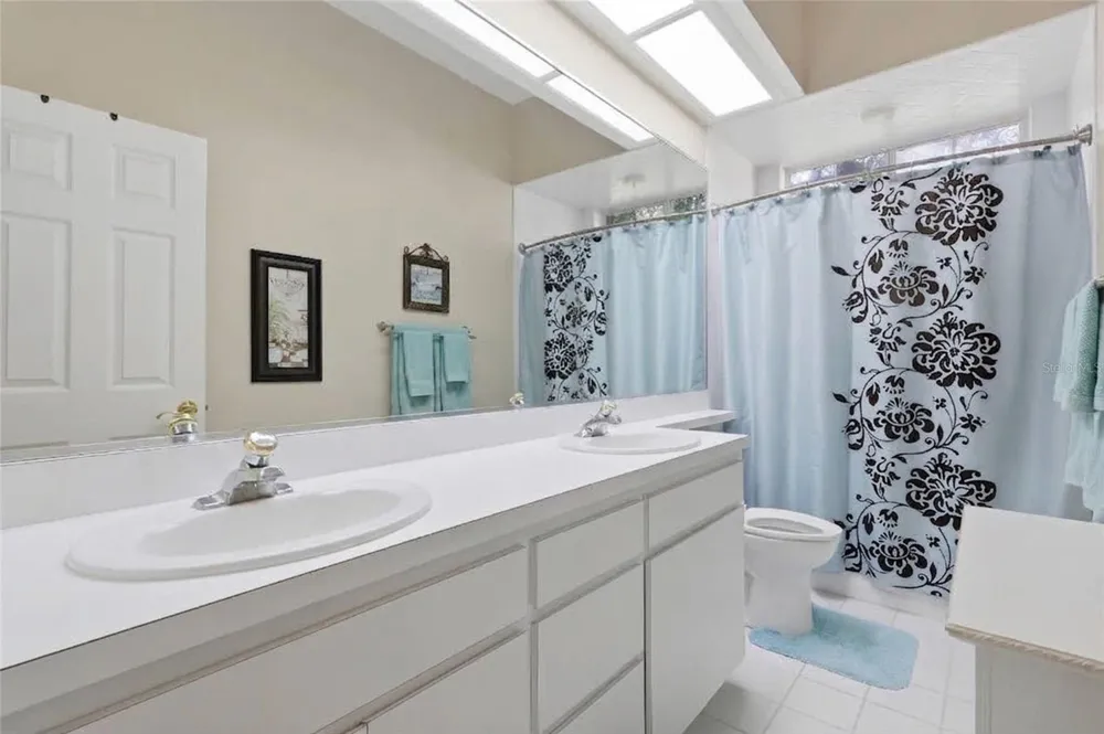 5649 BEECH STREET Zephyrhills, FL 33542