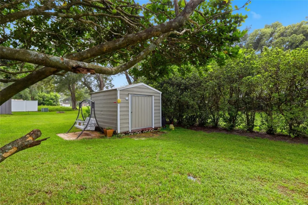 5649 BEECH STREET Zephyrhills, FL 33542