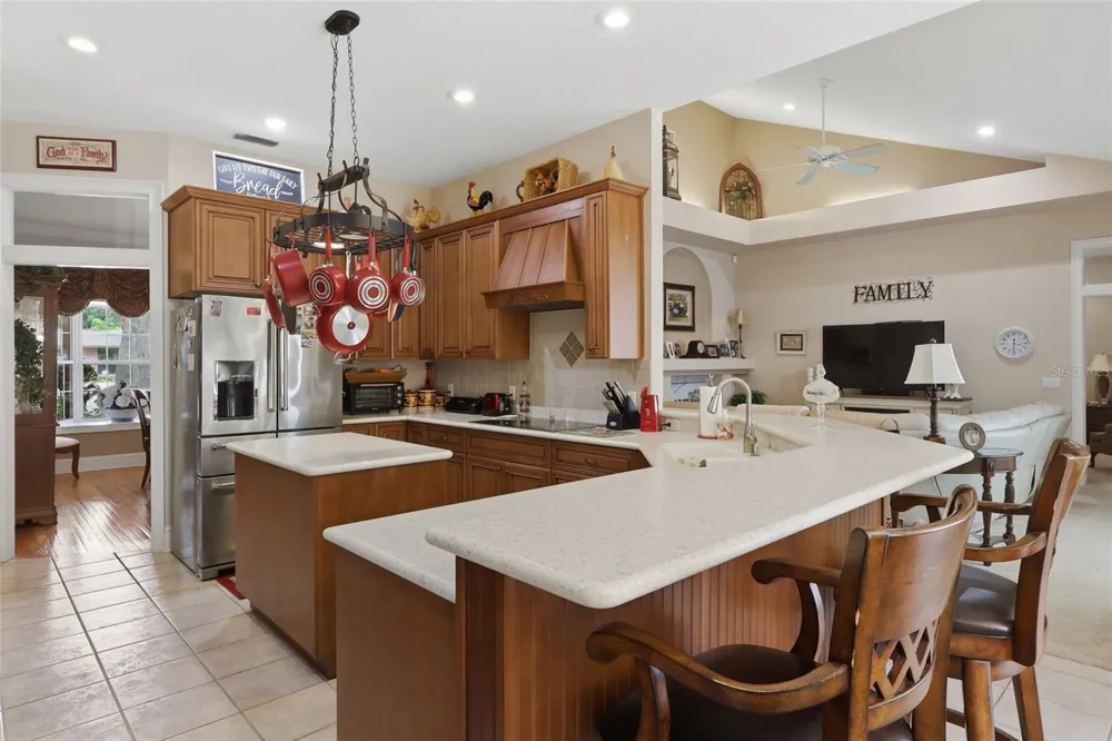 5649 BEECH STREET Zephyrhills, FL 33542