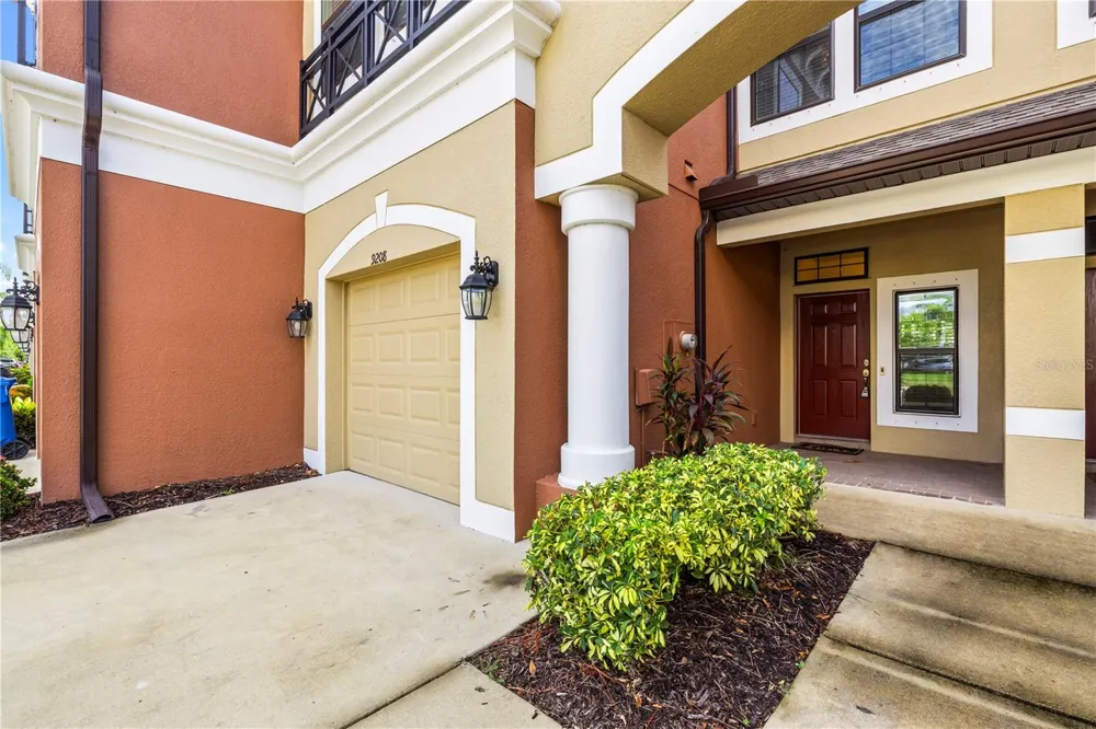 9208 FOX SPARROW ROAD Tampa, FL 33626