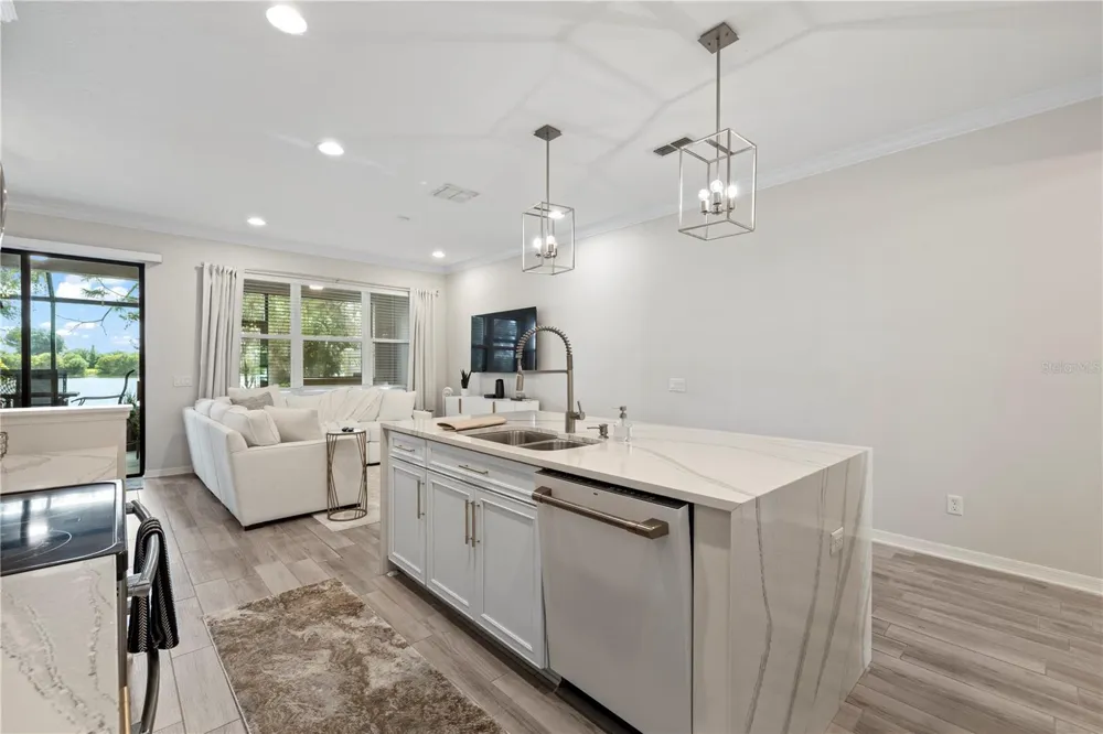 9208 FOX SPARROW ROAD Tampa, FL 33626