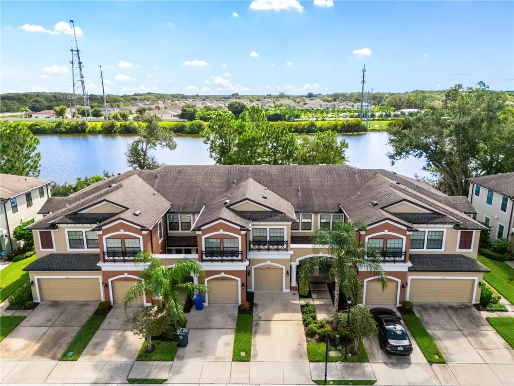 9208 FOX SPARROW ROAD Tampa, FL 33626