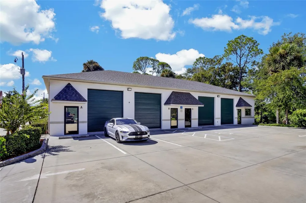 531 VIRGINIA AVENUE #D Port Orange, FL 32127