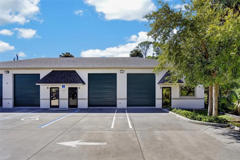 531 VIRGINIA AVENUE #D Port Orange, FL 32127