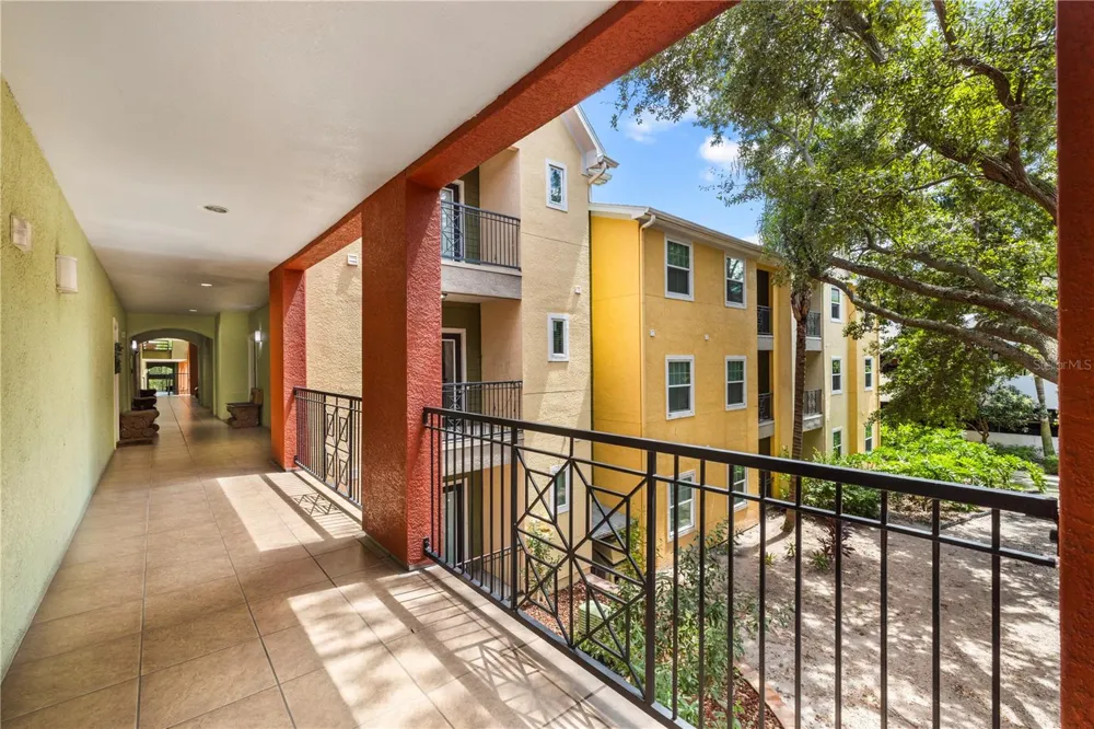 1810 E PALM AVENUE #5211 Tampa, FL 33605