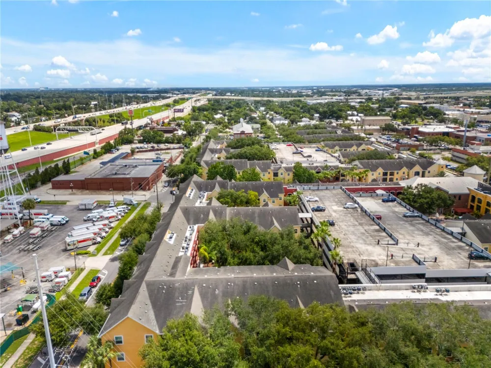 1810 E PALM AVENUE #5211 Tampa, FL 33605