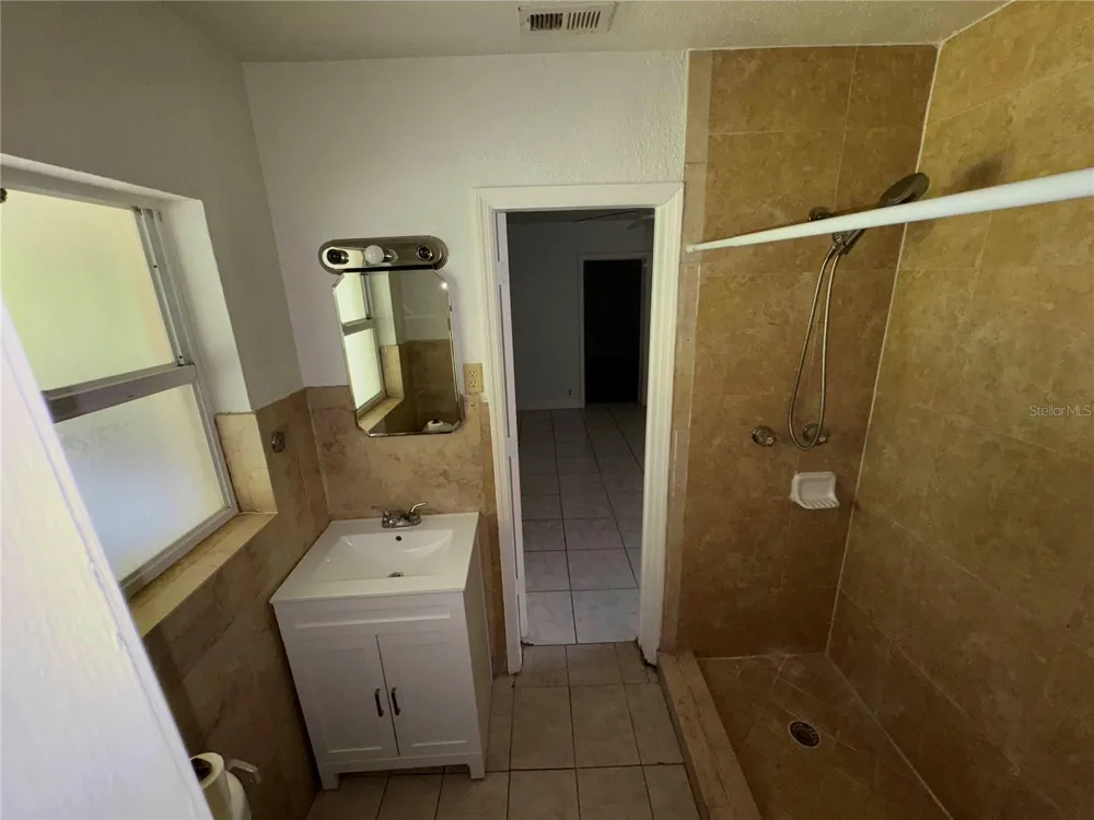 325 CHESNEY BLVD Frostproof, FL 33843