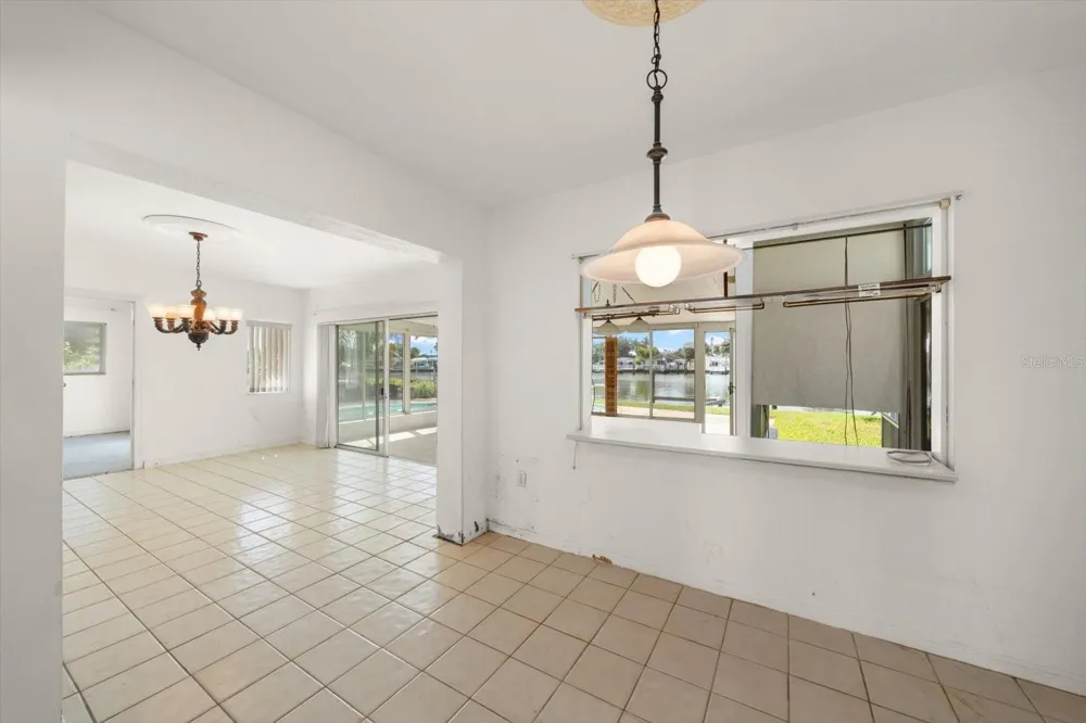 337 LA HACIENDA DRIVE Indian Rocks Beach, FL 33785