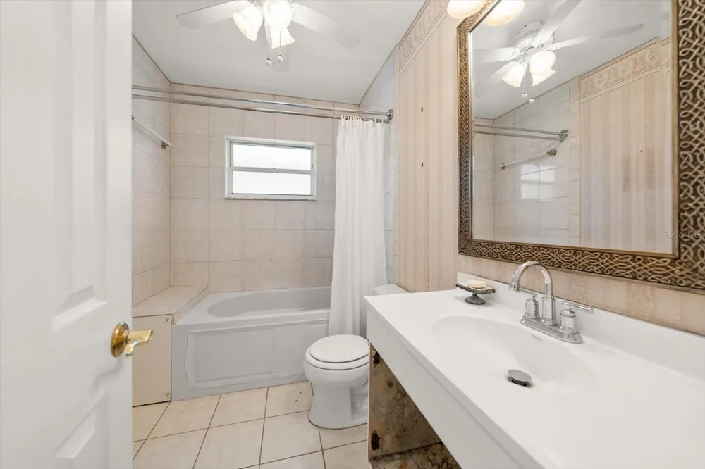 337 LA HACIENDA DRIVE Indian Rocks Beach, FL 33785