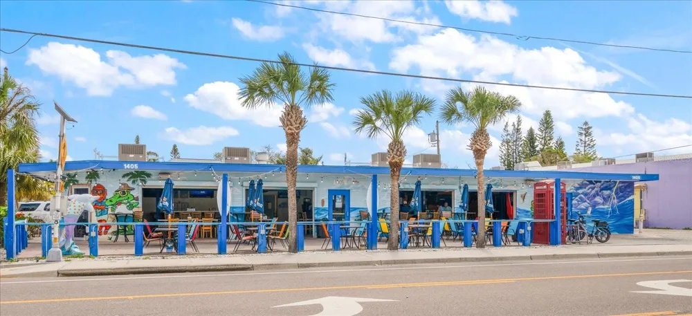 337 LA HACIENDA DRIVE Indian Rocks Beach, FL 33785