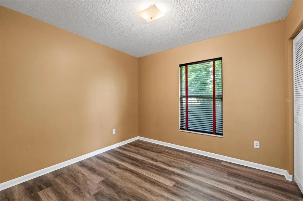 2612 E 9TH AVENUE Tampa, FL 33605