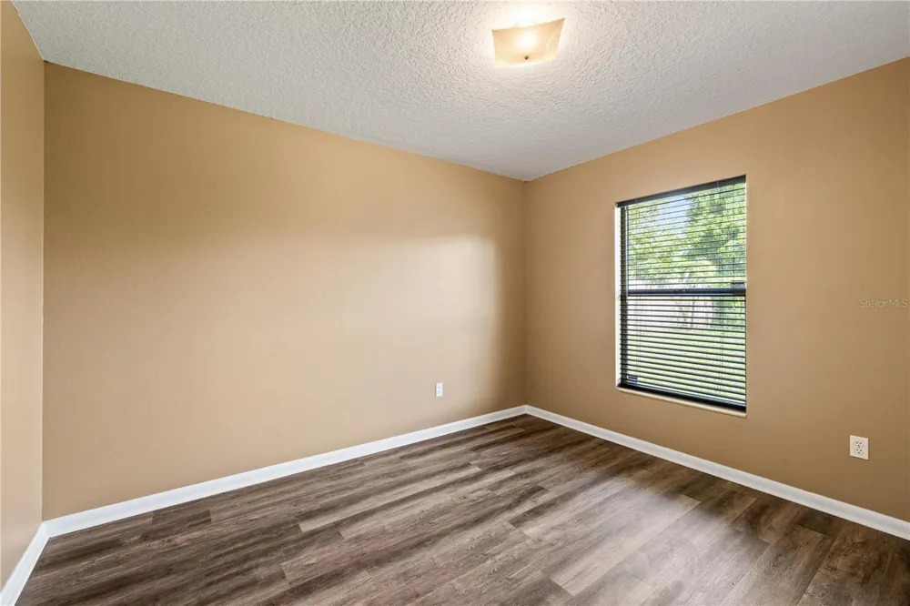 2612 E 9TH AVENUE Tampa, FL 33605