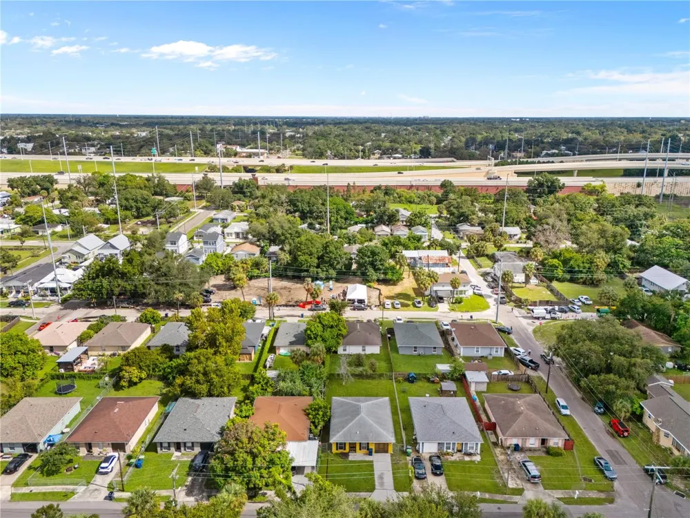 2612 E 9TH AVENUE Tampa, FL 33605
