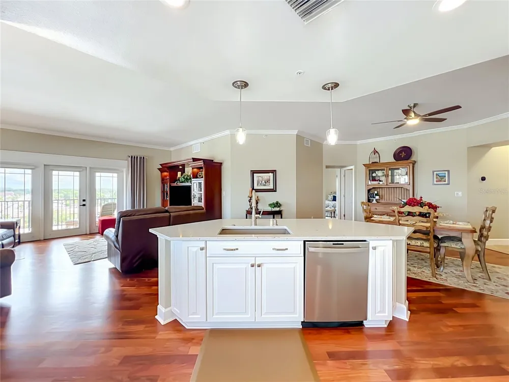 2305 EDGEWATER DRIVE #1610 Orlando, FL 32804