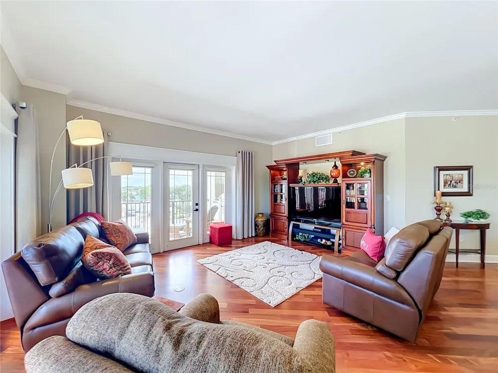 2305 EDGEWATER DRIVE #1610 Orlando, FL 32804