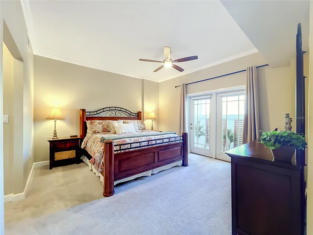 2305 EDGEWATER DRIVE #1610 Orlando, FL 32804