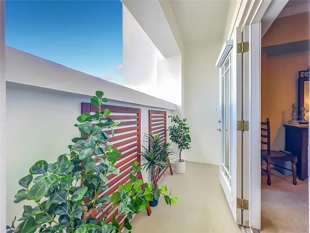 2305 EDGEWATER DRIVE #1610 Orlando, FL 32804