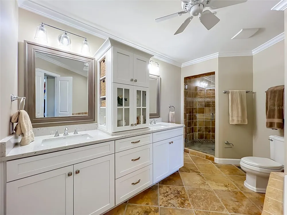 2305 EDGEWATER DRIVE #1610 Orlando, FL 32804