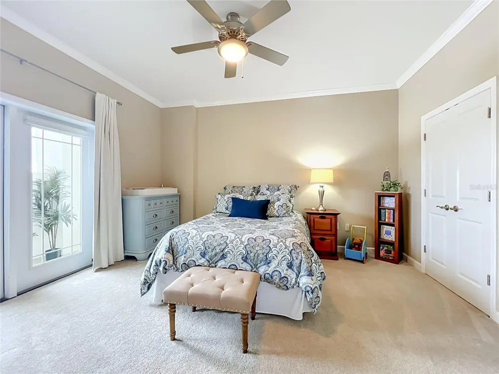 2305 EDGEWATER DRIVE #1610 Orlando, FL 32804