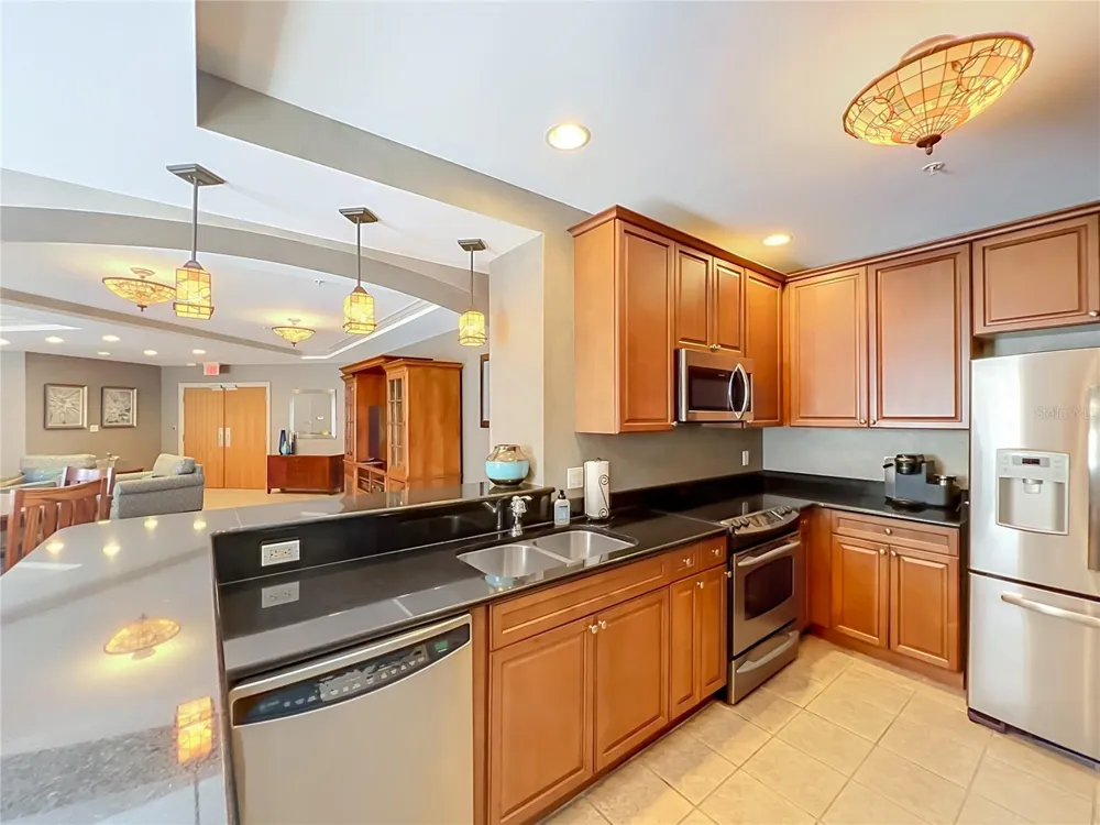 2305 EDGEWATER DRIVE #1610 Orlando, FL 32804