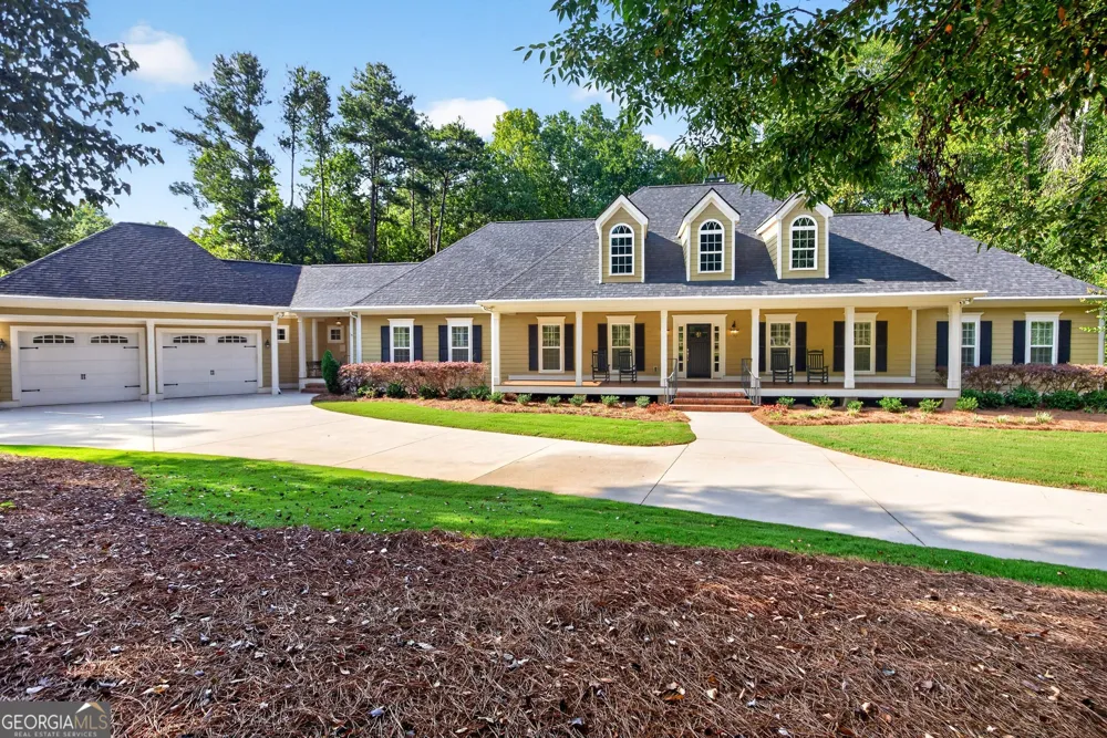 1541 Palmetto Tyrone RD Sharpsburg, GA 30277