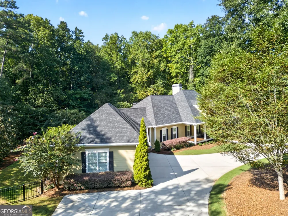 1541 Palmetto Tyrone RD Sharpsburg, GA 30277