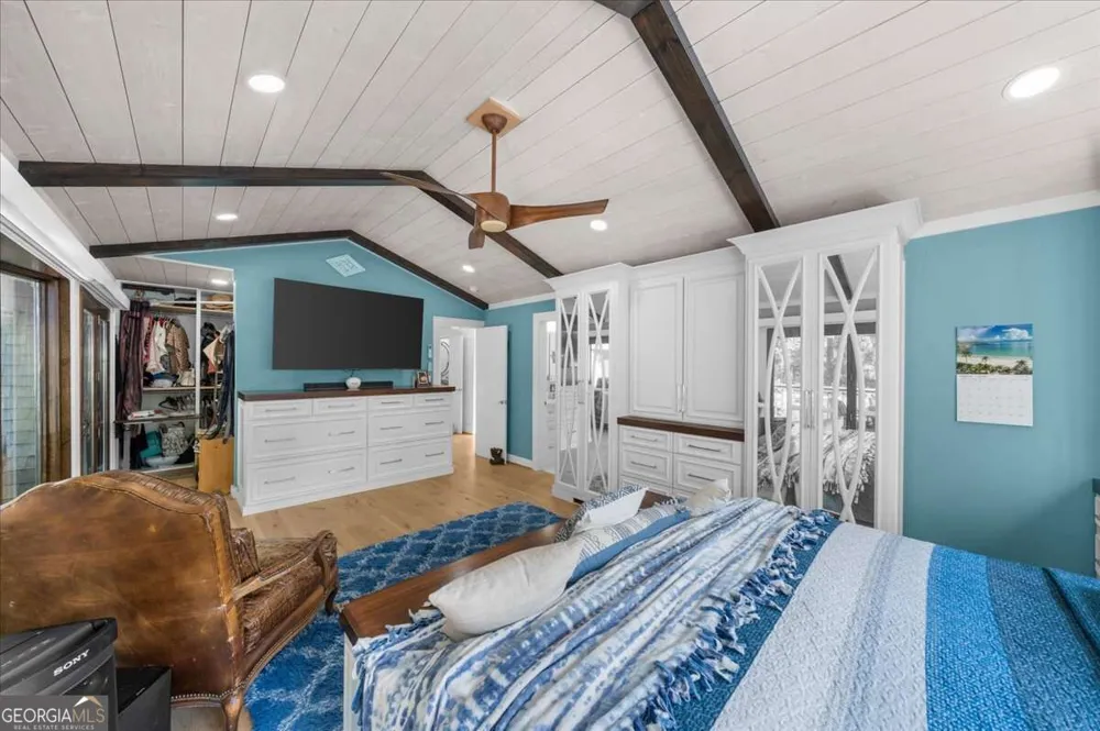 5823 Lakeshore DR Buford, GA 30518