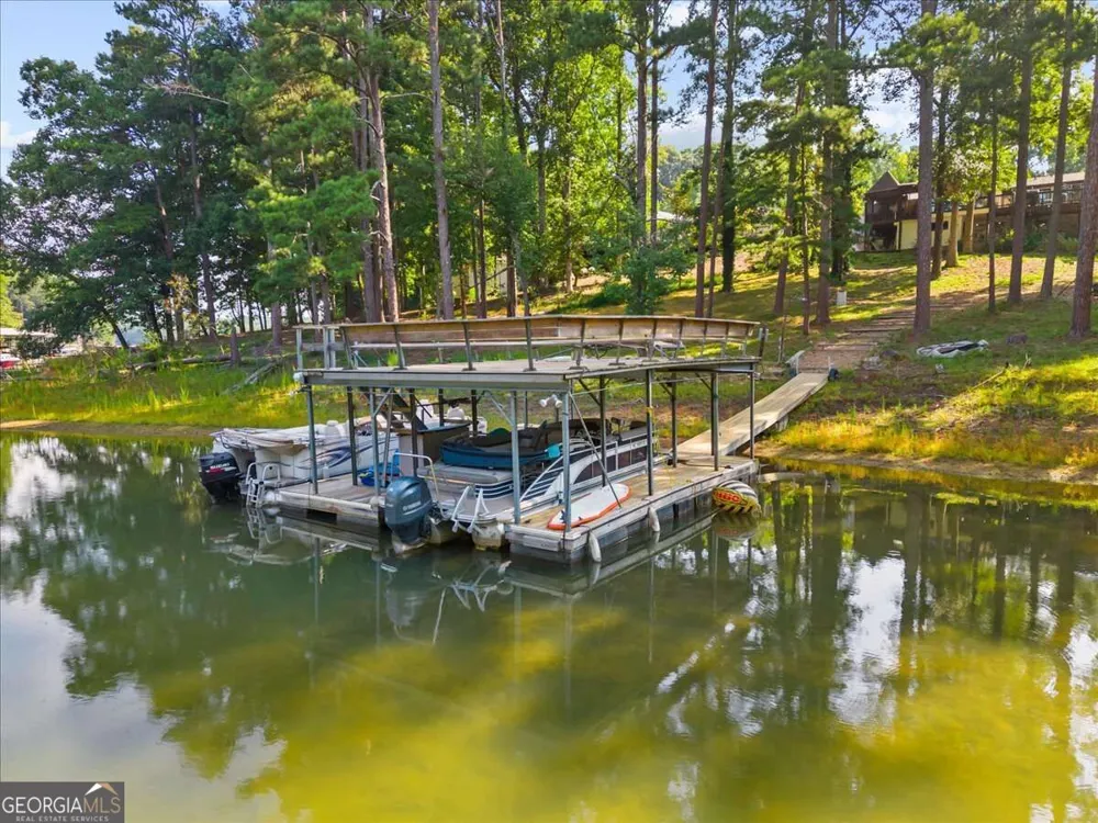 5823 Lakeshore DR Buford, GA 30518