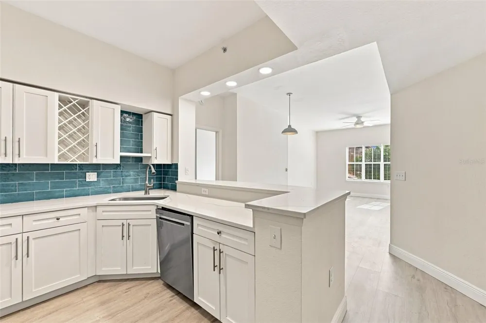 200 4TH AVENUE S #228 St Petersburg, FL 33701