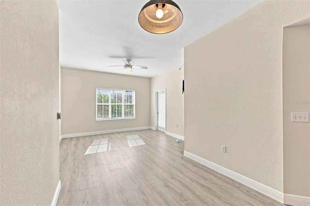 200 4TH AVENUE S #228 St Petersburg, FL 33701