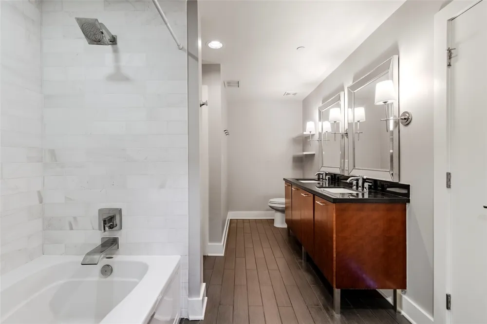 603 Davis Street #1201 Austin, TX 78701