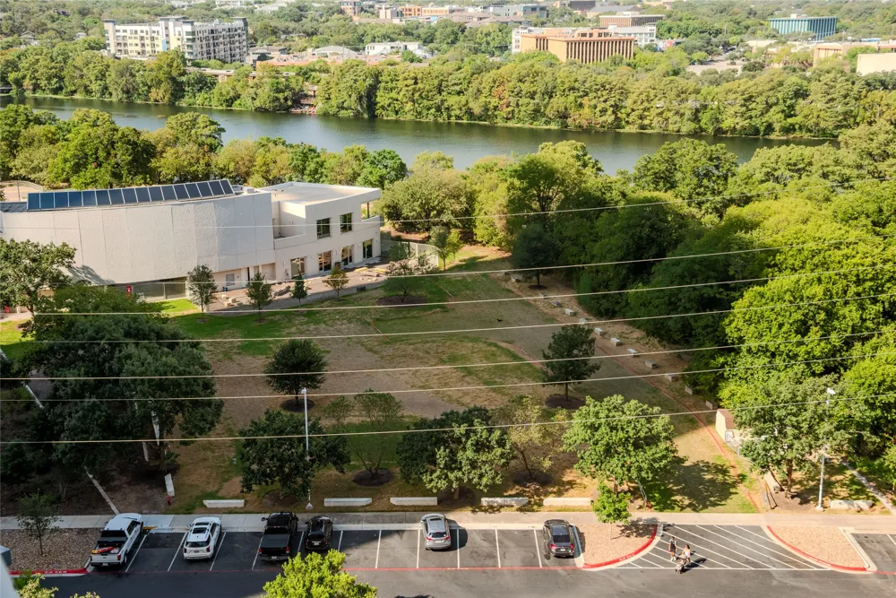 603 Davis Street #1201 Austin, TX 78701