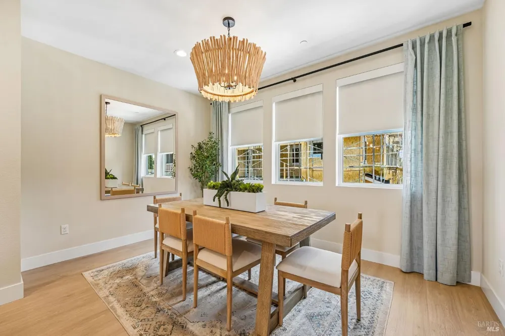 206 Pippin Court Sebastopol, CA 95407