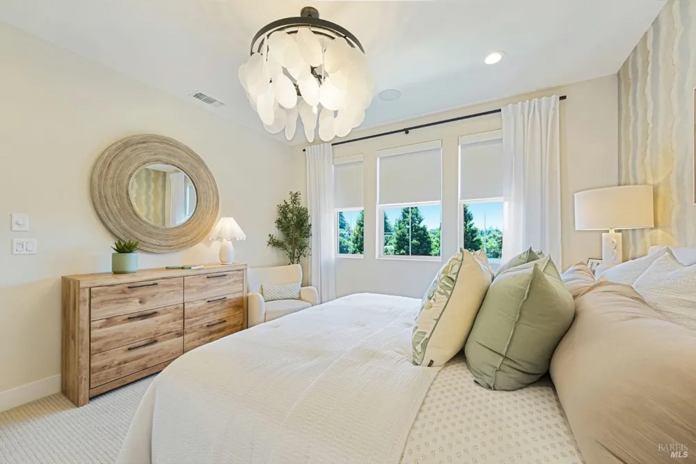 206 Pippin Court Sebastopol, CA 95407