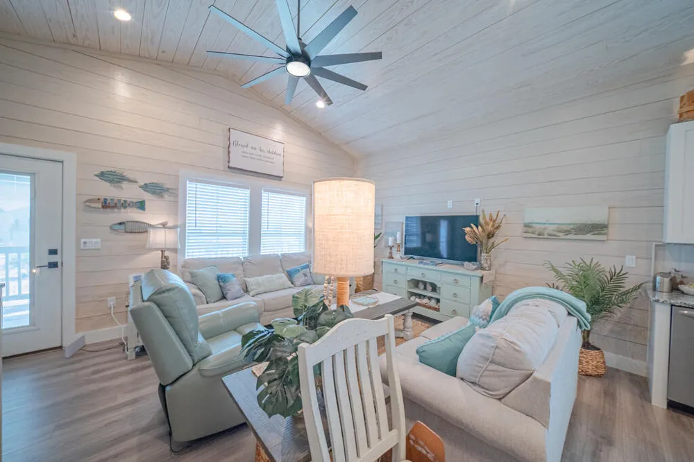 135 Seven Palms Dr. Rockport, TX 78382