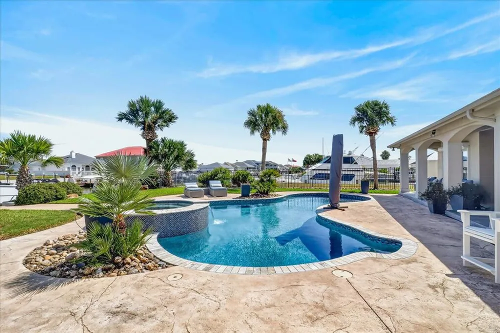 313 Porpoise Aransas Pass, TX 78358