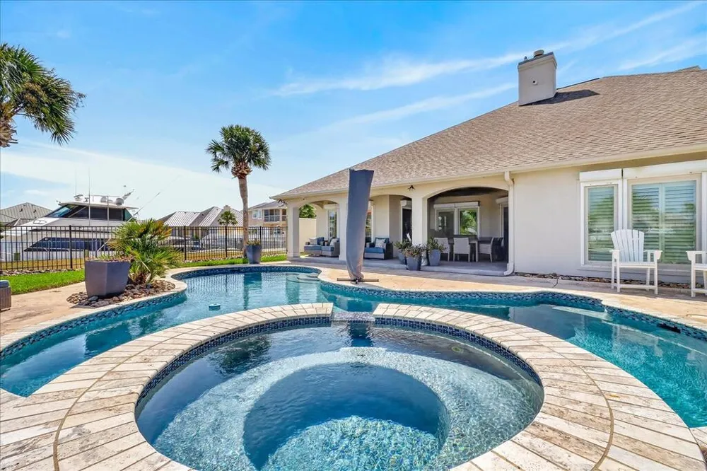 313 Porpoise Aransas Pass, TX 78358