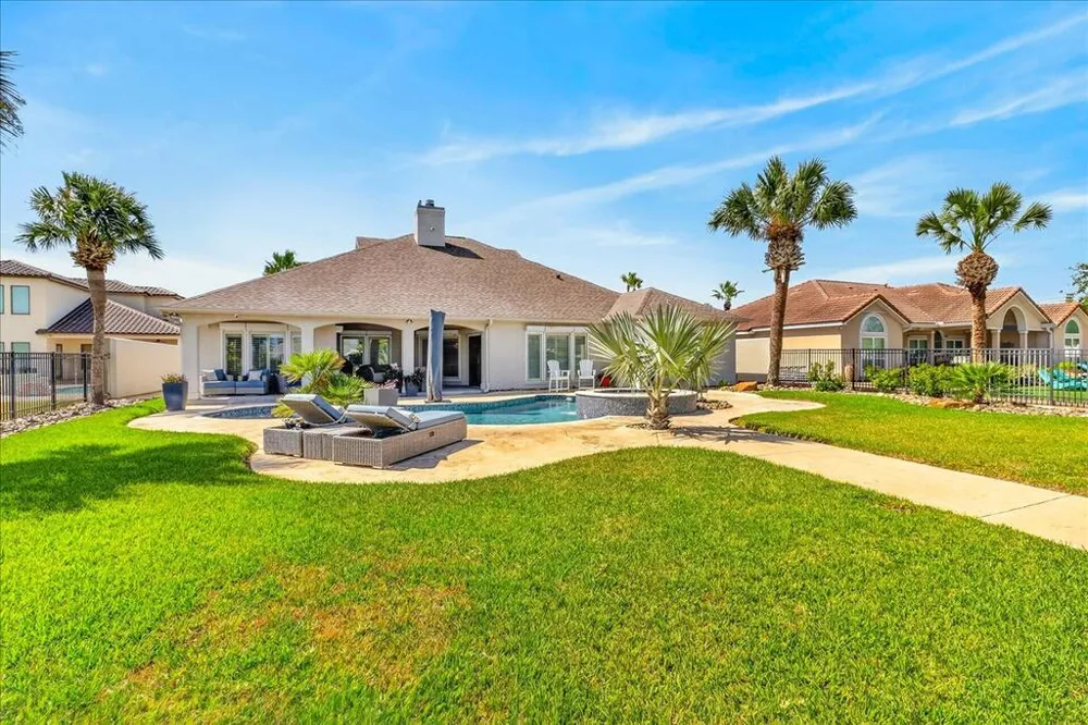 313 Porpoise Aransas Pass, TX 78358