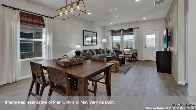 121 Morning Side Grove San Marcos, TX 78666