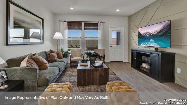 121 Morning Side Grove San Marcos, TX 78666
