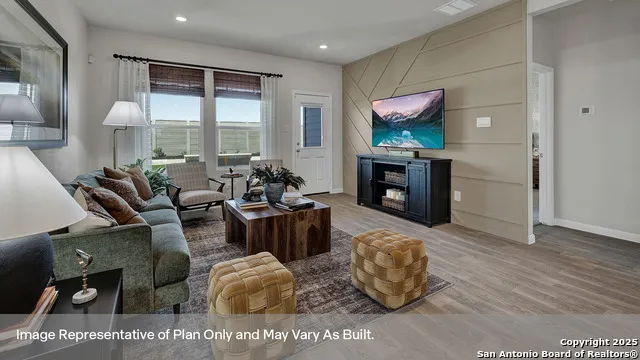121 Morning Side Grove San Marcos, TX 78666