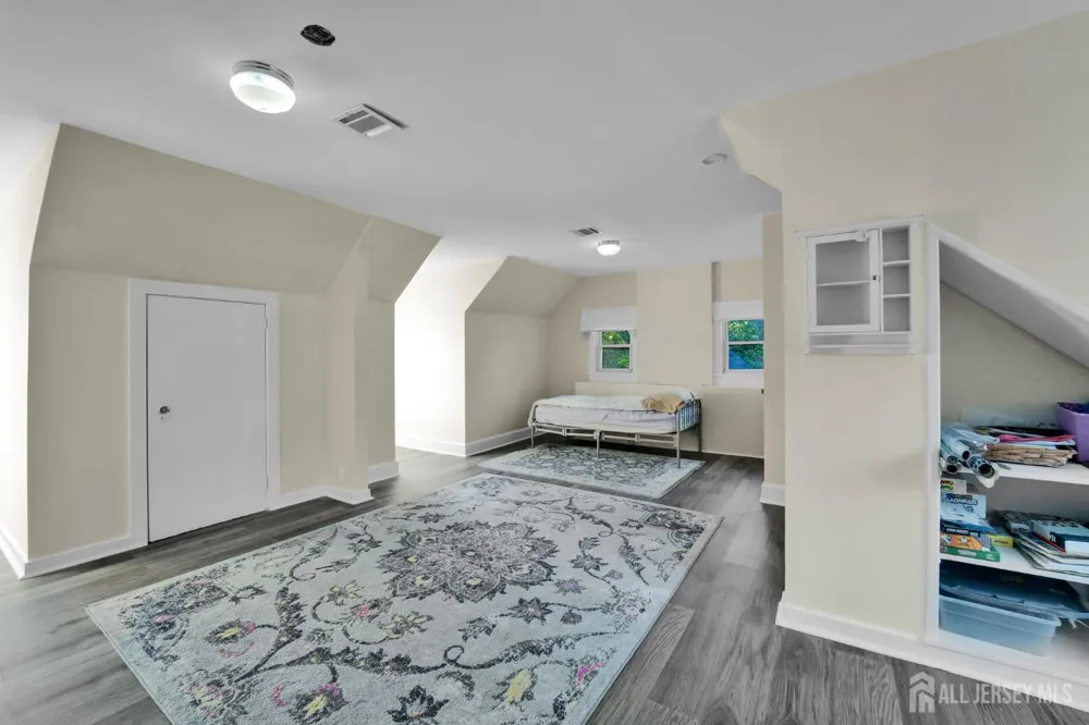833 Salem Avenue Hillside, NJ 07205
